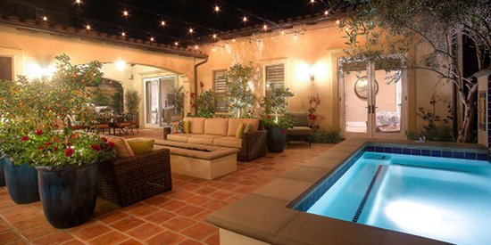 6 Beautiful Hot Tub Decoration Ideas - Aqua Living Factory Outlets