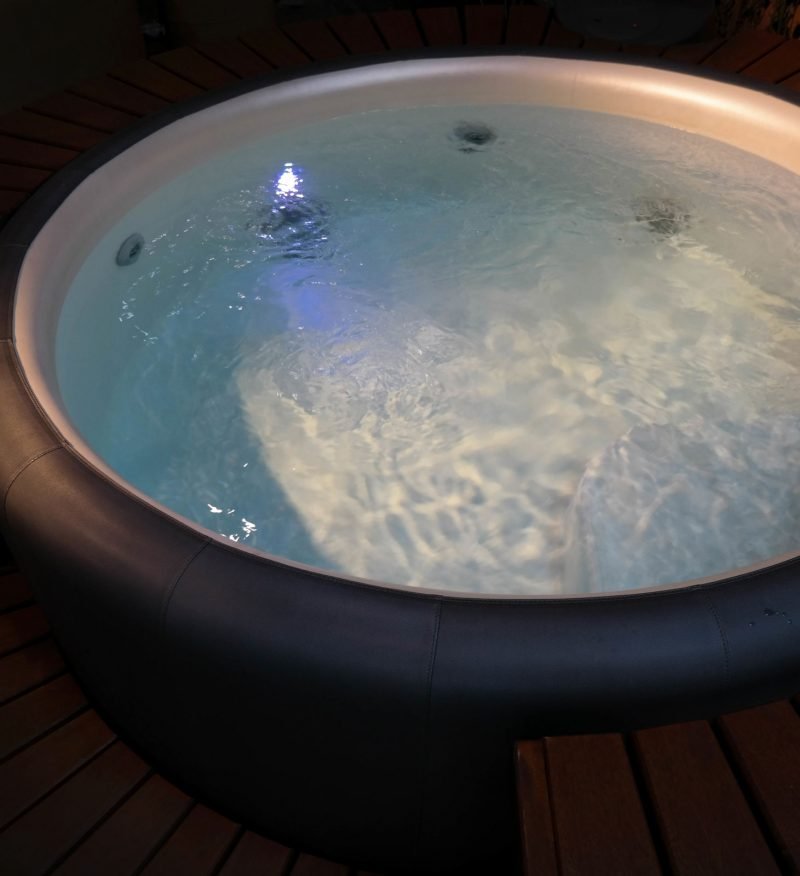 Cheap Inflatable Hot Tub vs NonInflatable Hot Tubs Aqua Living
