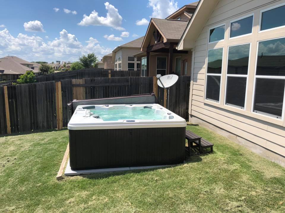 Hot Tub VS Sauna Which One Should You Choose