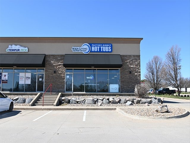 Urbandale, IA