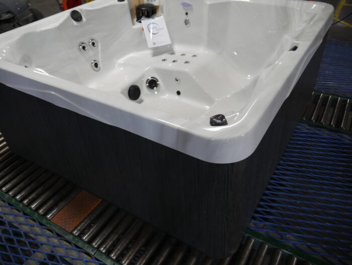 X-3 Lifestyle Spa - Image 3